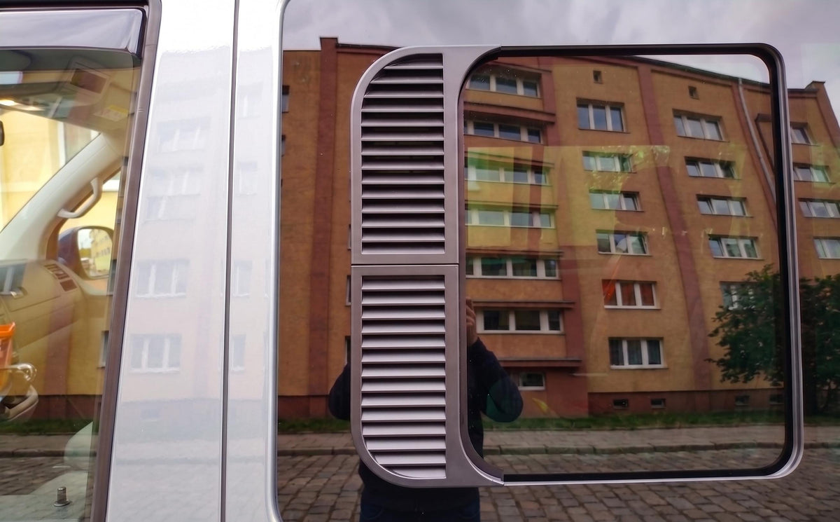 Rejillas laterales VW T5/T6/T6.1 — vista 2