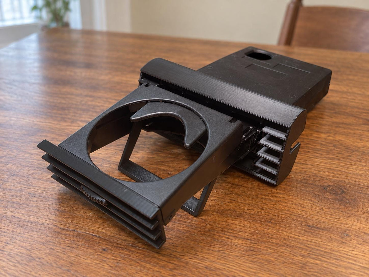 Portavasos Push Mercedes 190E central — vista 2